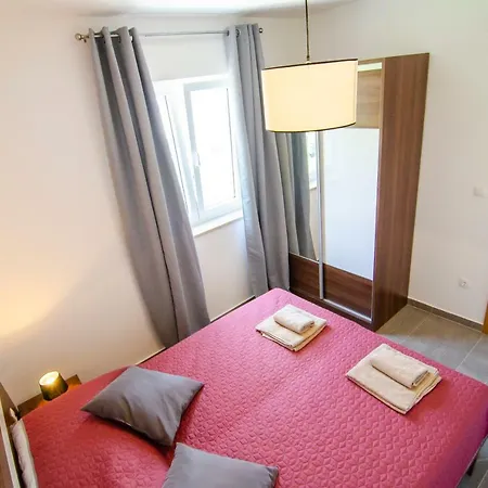 Apartment Sara 2
