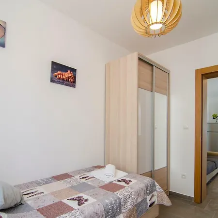 Sara 2 Apartman Bol