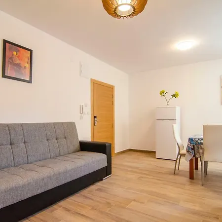 Sara 2 Apartment Bol